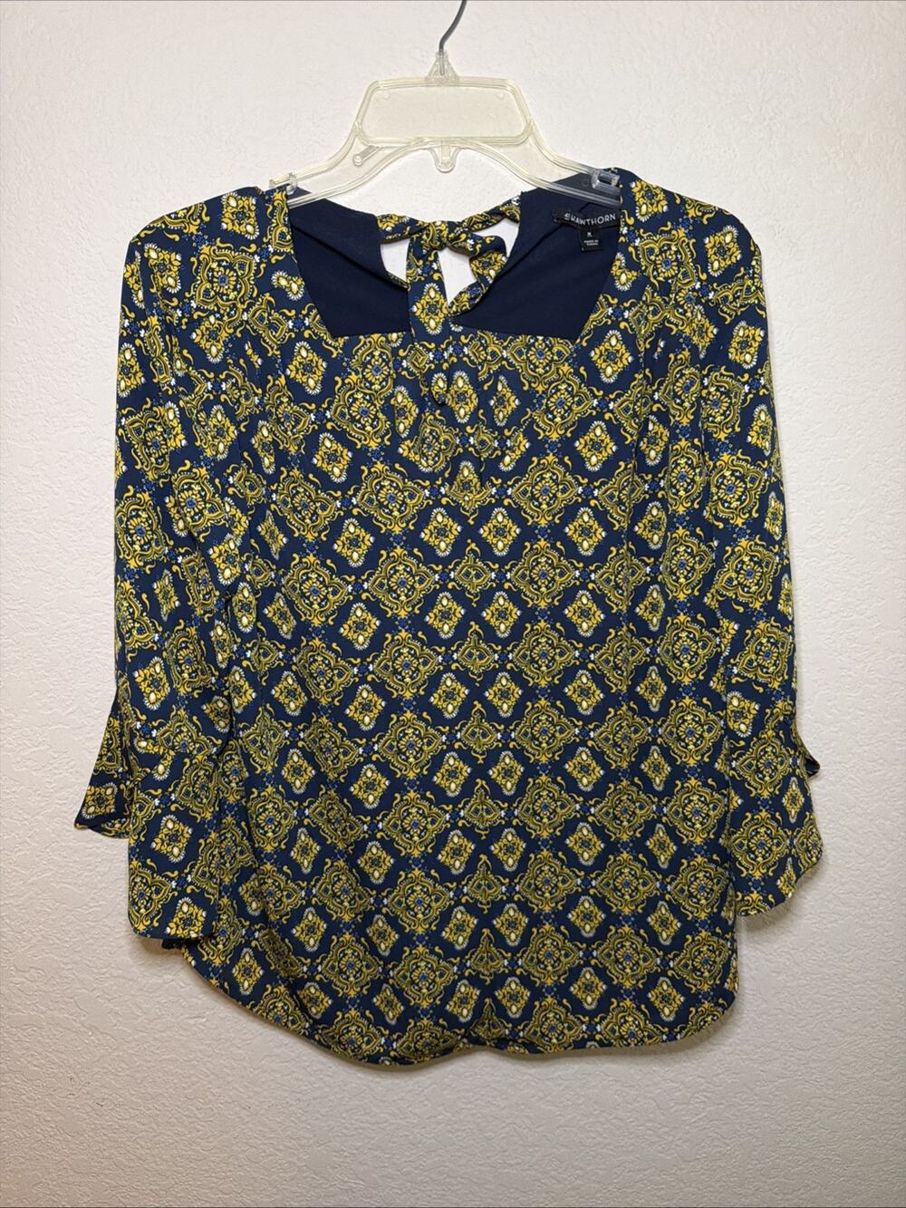 41 Hawthorne L Blue & Yellow Print 3/4 Sleeve V-neck Tie Back Blouse Size Med